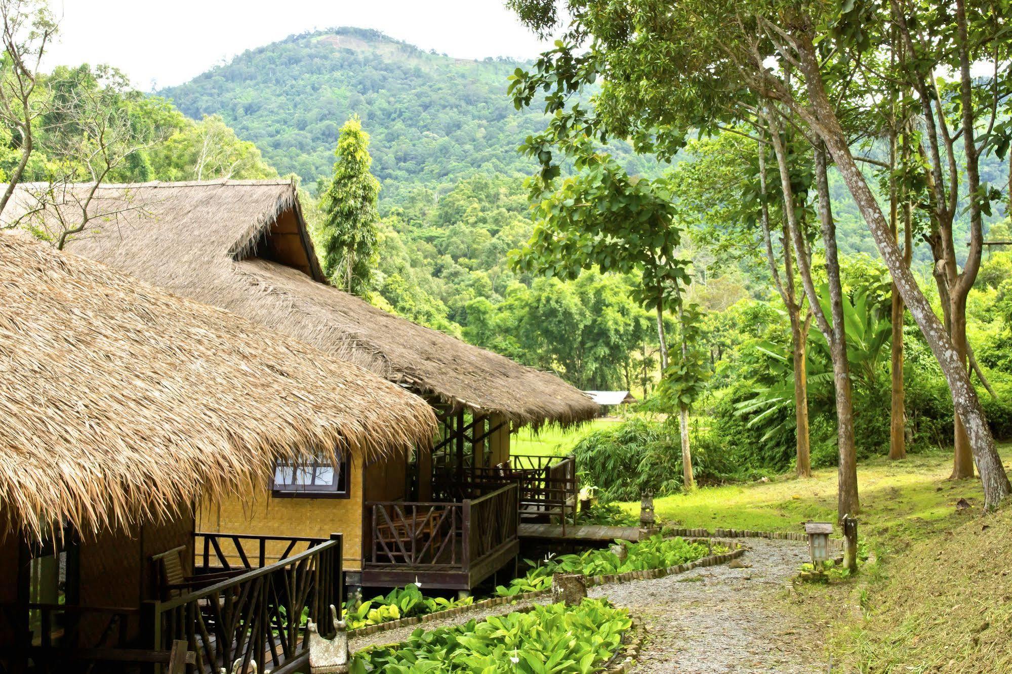 Hmong Hilltribe Lodge Mae Rim Luaran gambar