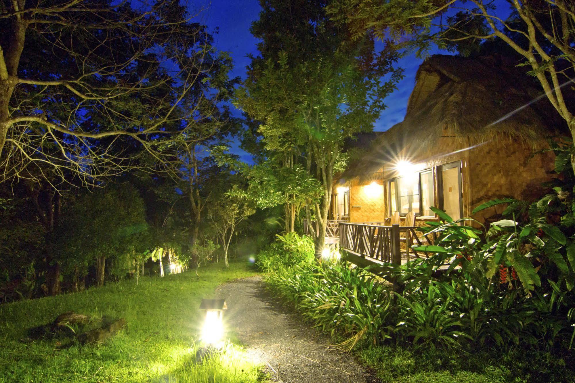 Hmong Hilltribe Lodge Mae Rim Luaran gambar